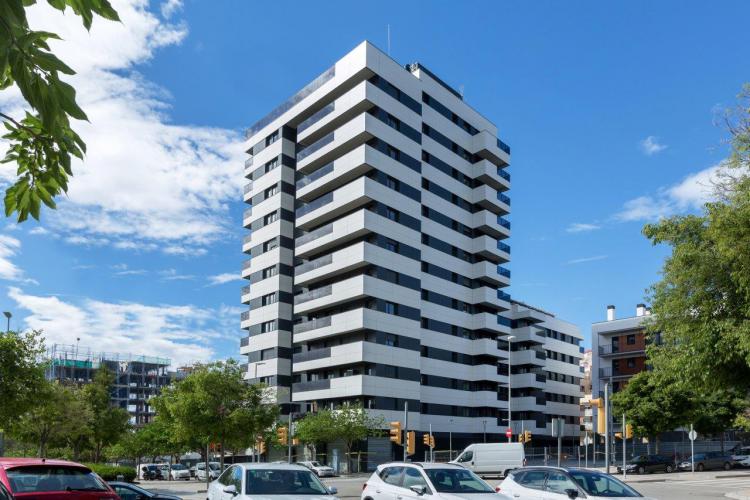 1c03e-hpl-plurifamiliar-estronci-l-hospitalet-barcelona-alta-1-