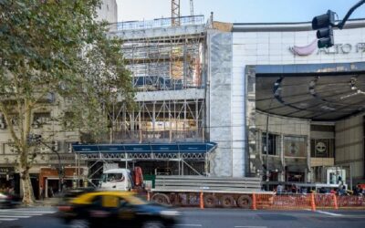 FACHADAS VENTILADAS DE SISTEMA MASA PARA LA AMPLIACION DEL CENTRO COMERCIAL ALTO PALERMO EN BUENOS AIRES