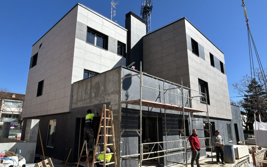 Cómo Instalar una Fachada Ventilada | Guía Paso a Paso